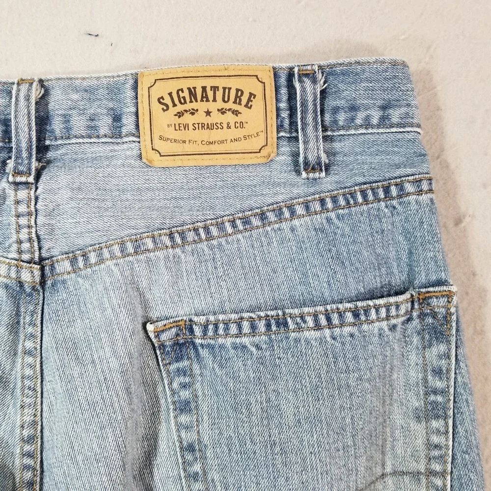 Levi's Signature jeans men's 36x26 relaxed fit boot cut blue‎ denim pants